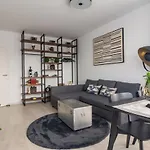 Διαμέρισμα Amazing In By Valentino - Free Garage Parking Μπρασόβ